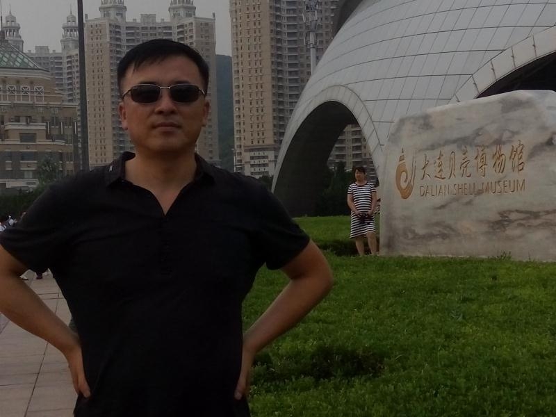 豁达的第一张照片--辽源认干亲服务网